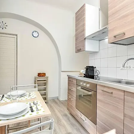 Seashell House - Mytouristhome